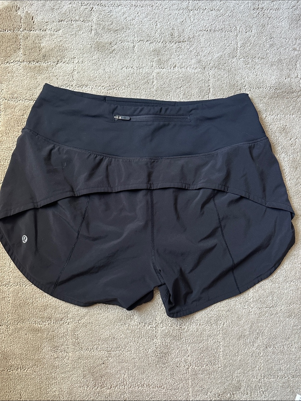 Lululemon Speed Up HR Short 4” Lined size 8 - Picture 2 of 4